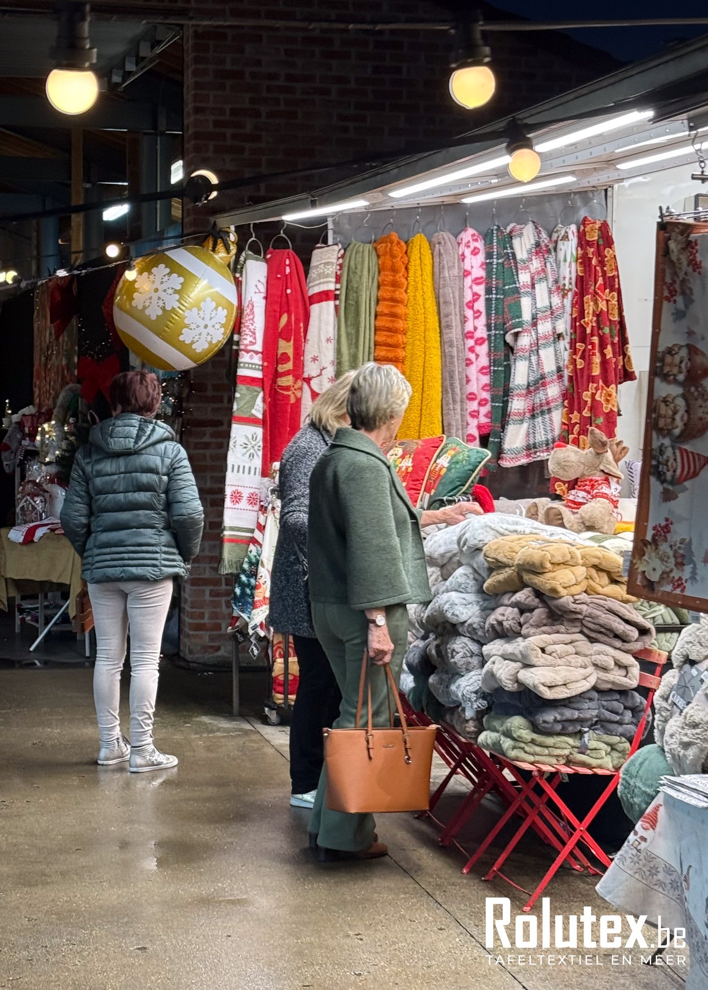 Rolutex Cosy Shopping-13