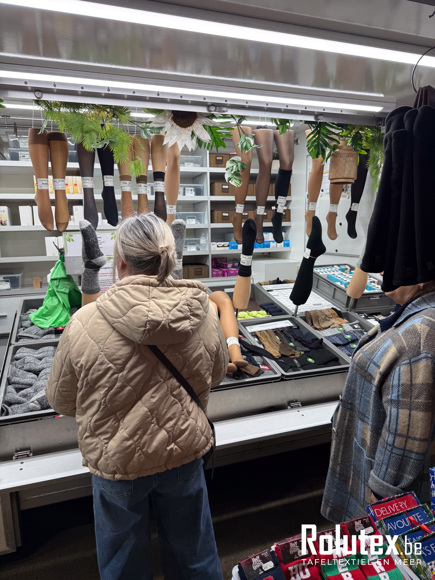 Rolutex Cosy Shopping-18