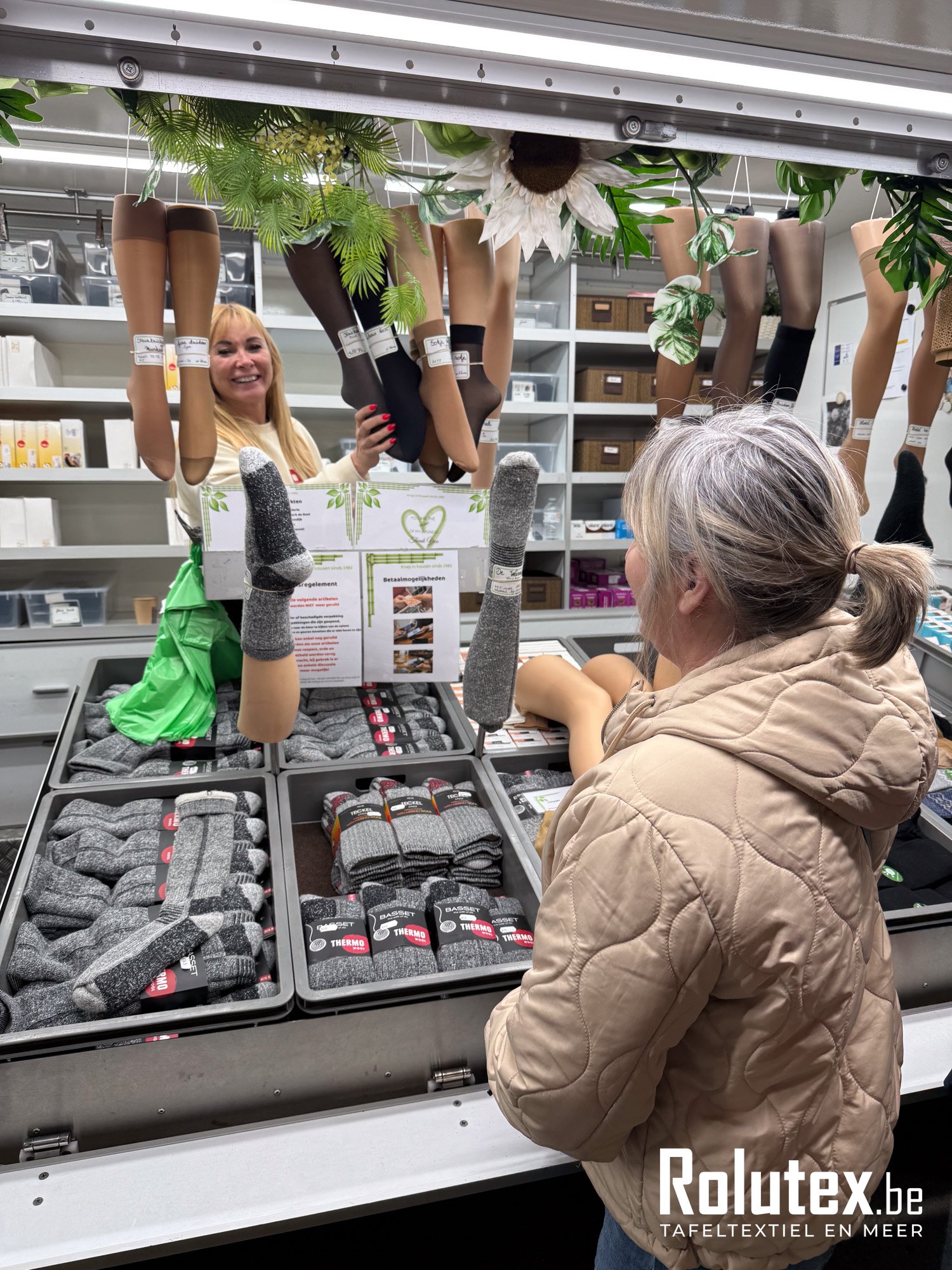 Rolutex Cosy Shopping-19