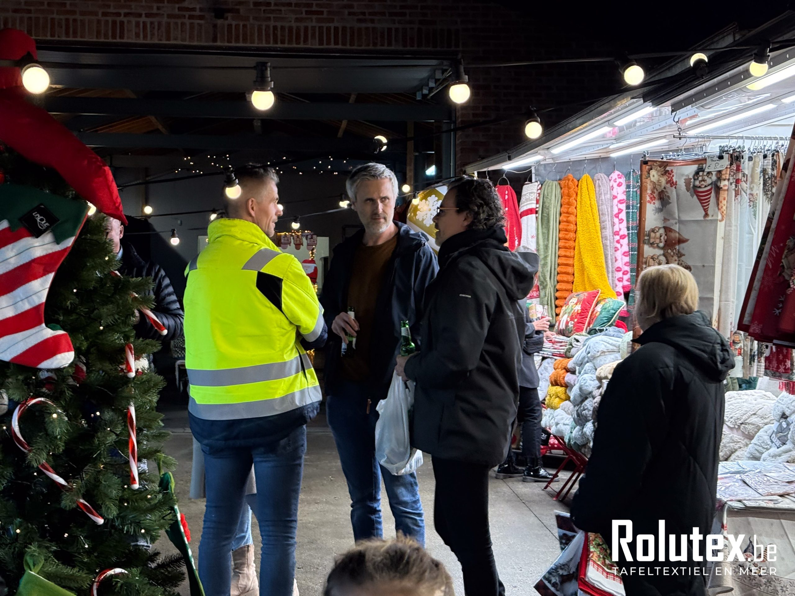 Rolutex Cosy Shopping-57