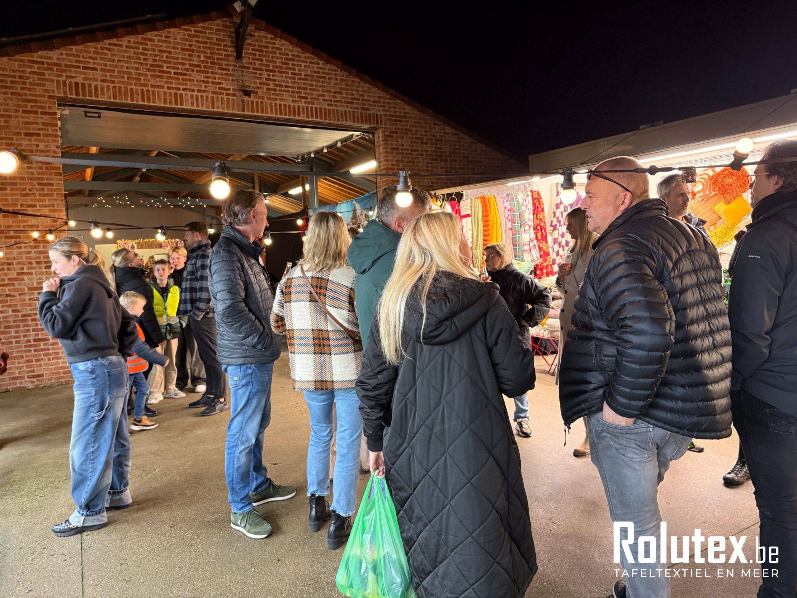 Rolutex Cosy Shopping-66